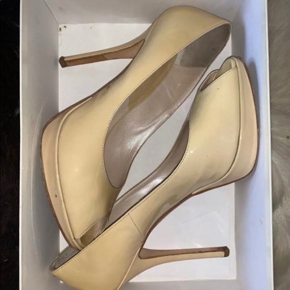 Shoes - Picture 5 of 5